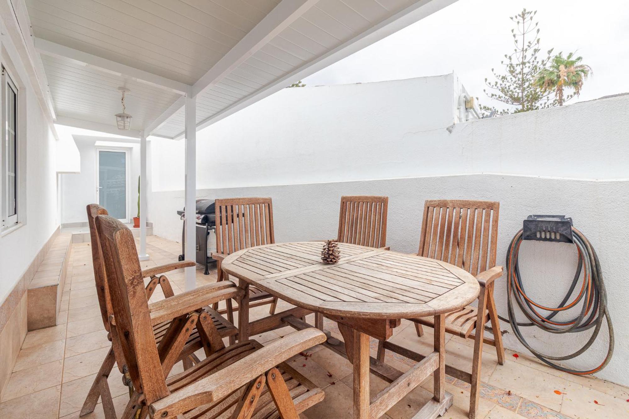 Вилла Flatguest Orinoco + Pool + Terrace + Garden Моган Экстерьер фото